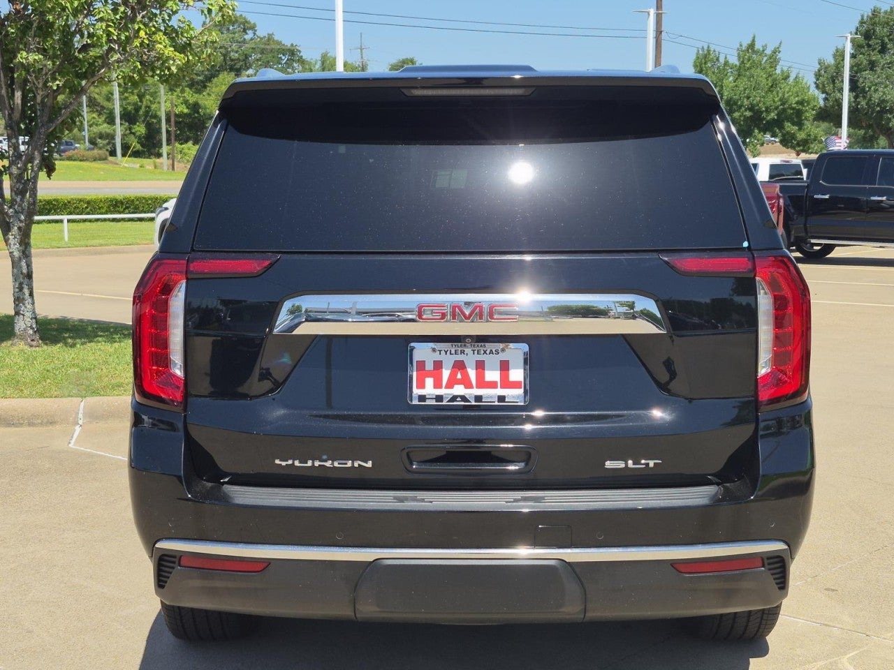 2022 GMC Yukon — detail view