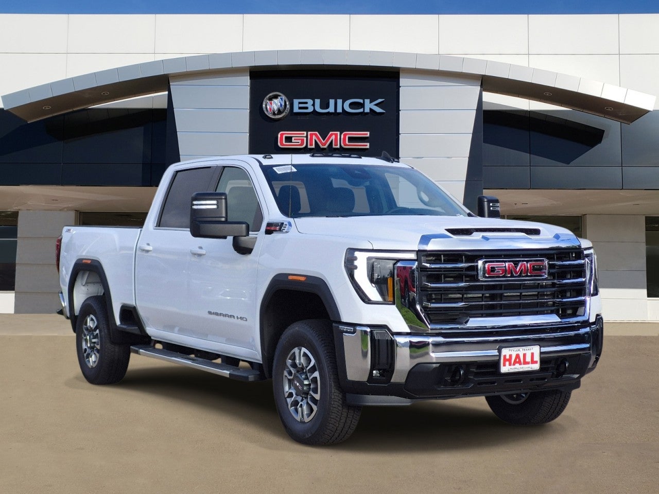 2026 GMC Sierra 2500 HD SLE in Summit White — front three-quarter view