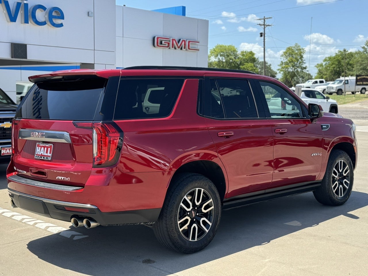 2024 GMC Yukon — detail view